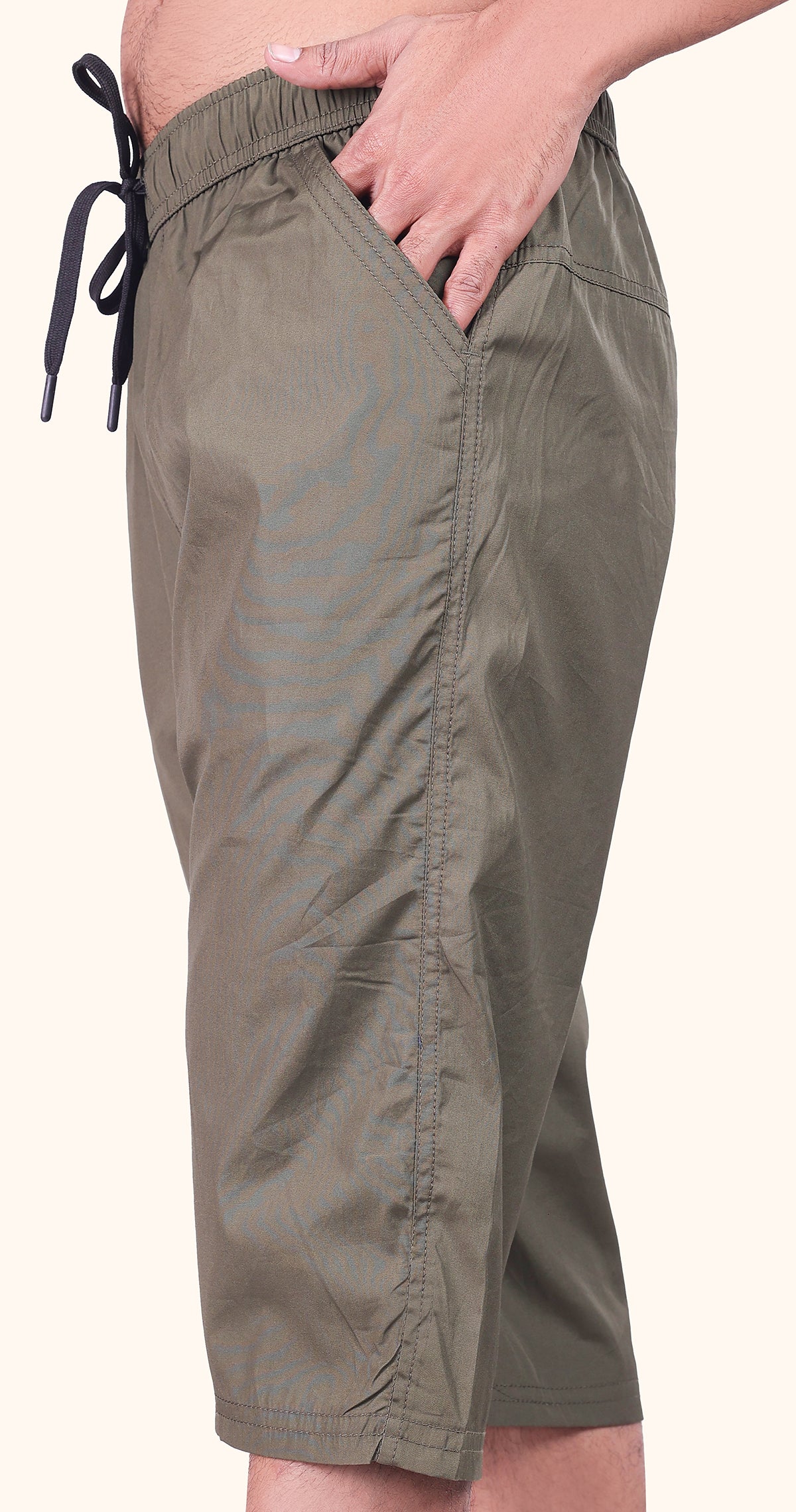 Men's Green Casual Stride Capri Solid Print Comfort Cotton