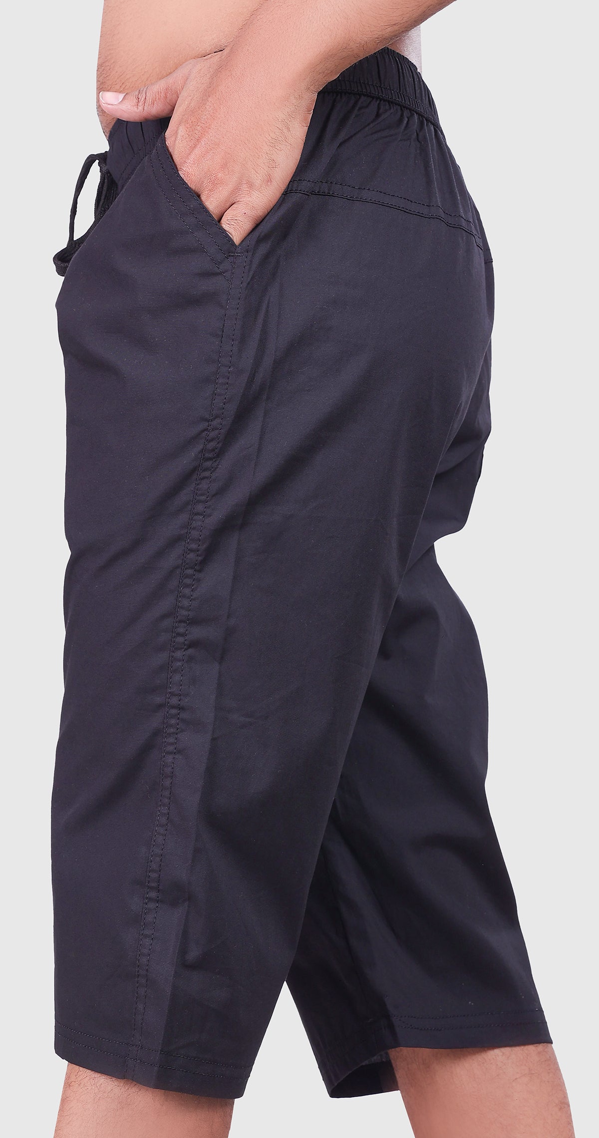 Men's Black Casual Stride Capri Solid Print Comfort Cotton