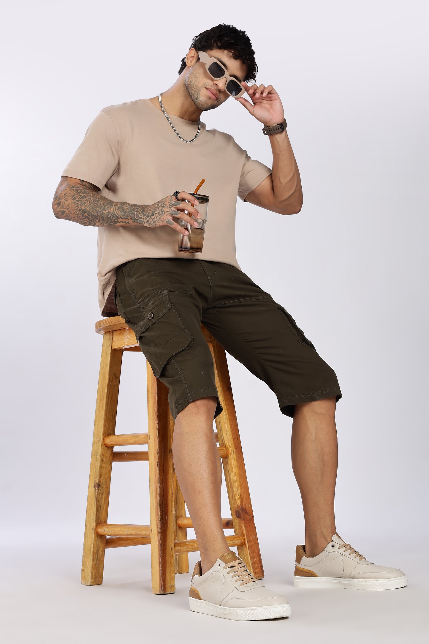 Men's Olive Green Trendy Trails Capri Solid Print Comfort Cotton