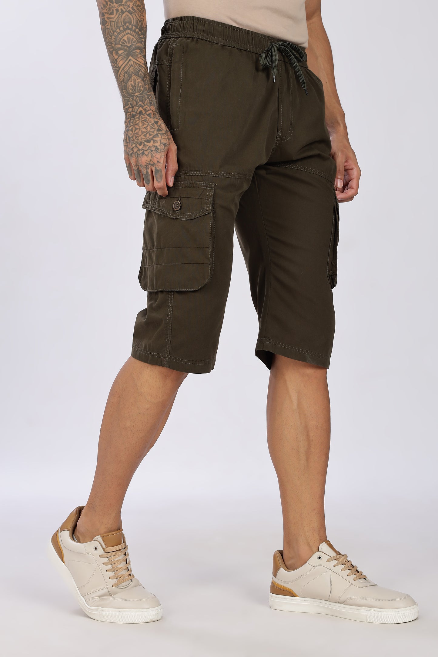 Men's Olive Green Trendy Trails Capri Solid Print Comfort Cotton