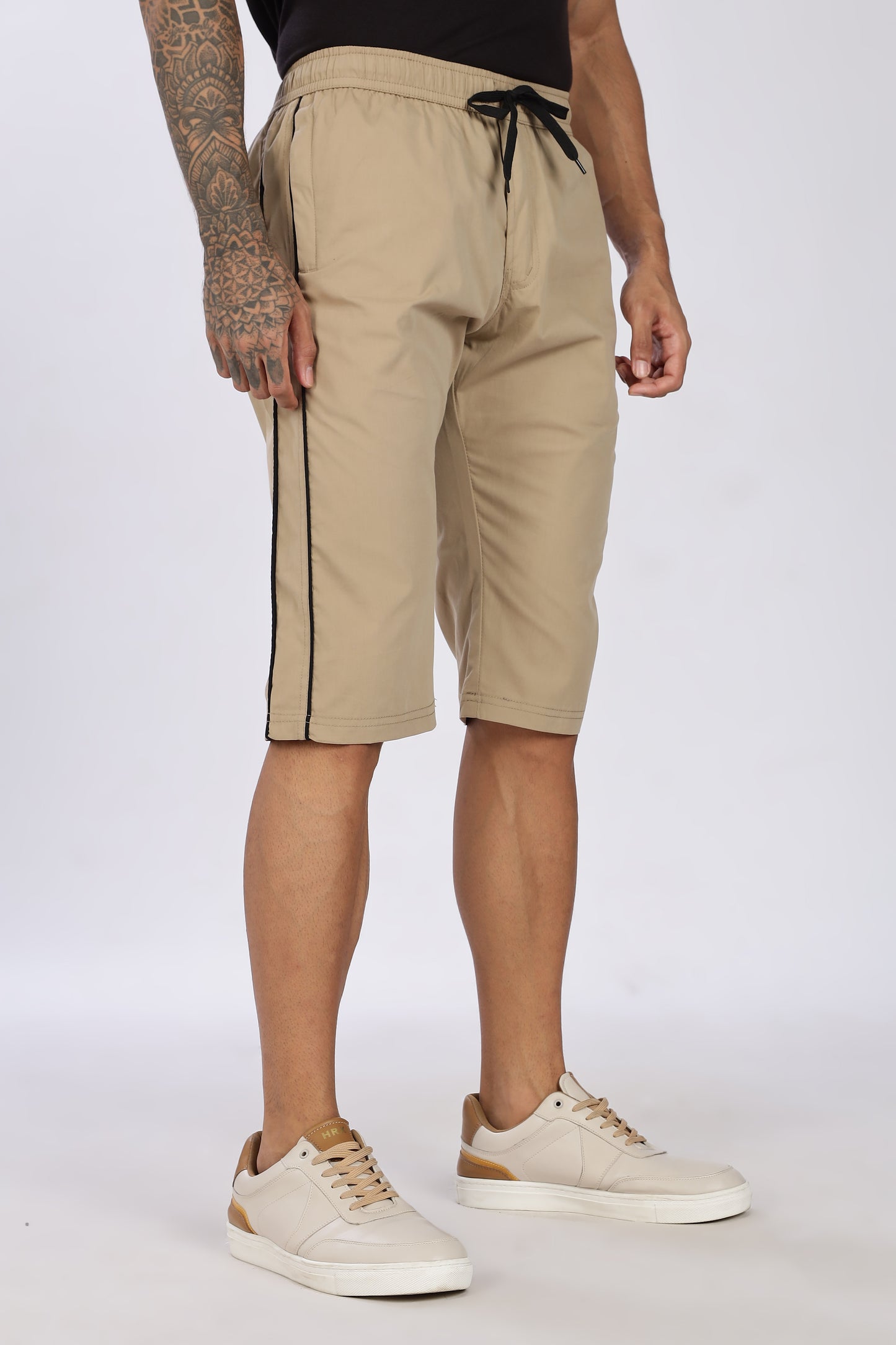 Men's Beige Cool Comfort Capri Solid Print Comfort Cotton