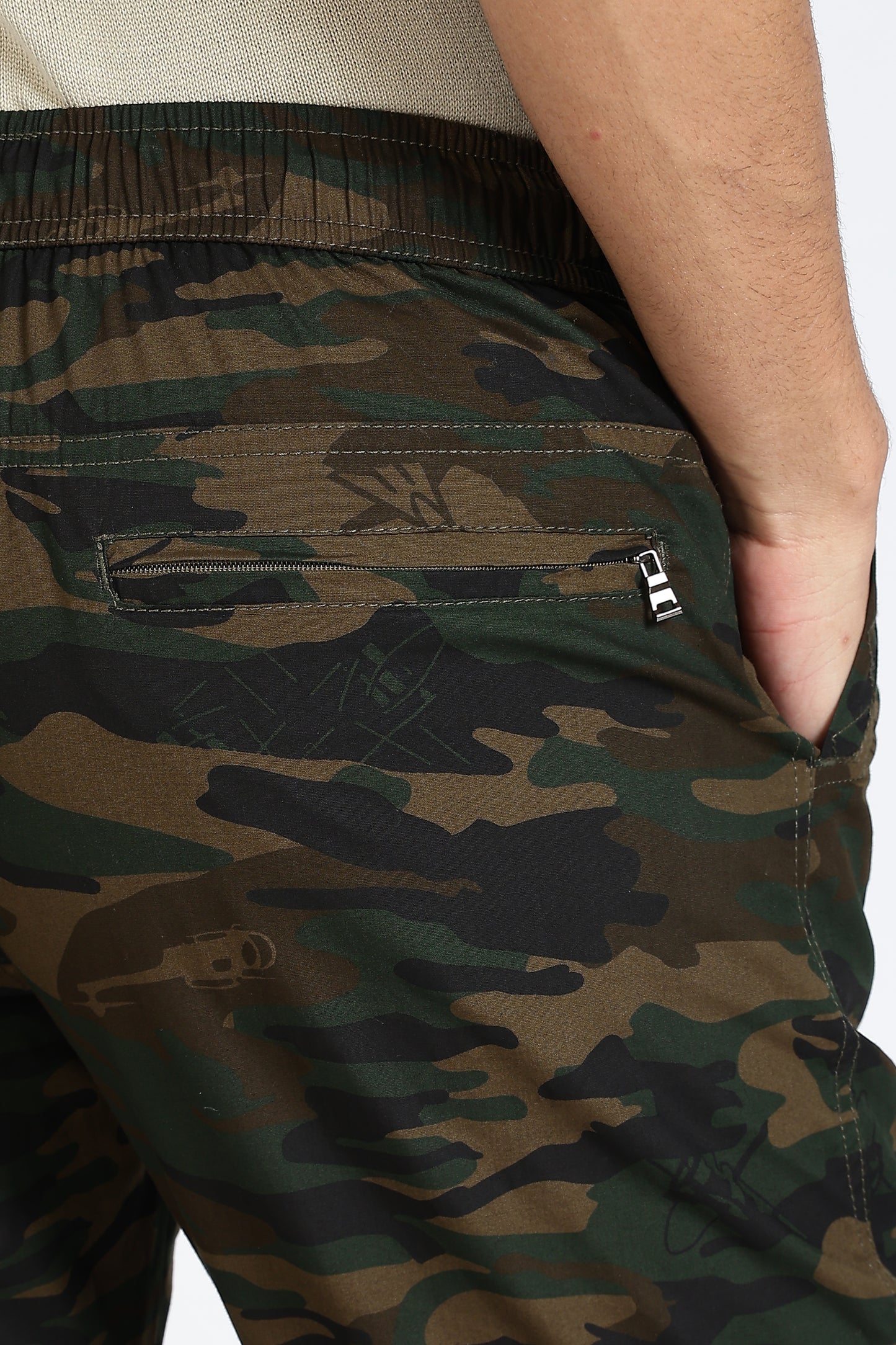 Men's Green Dyanmic Motion Military Print Jogger Cotton