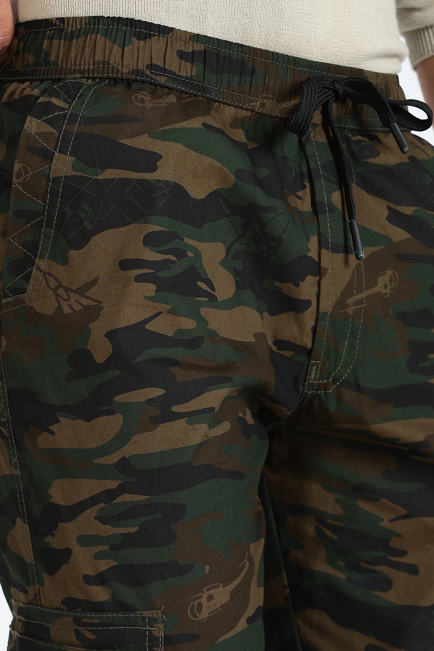 Men's Green Dyanmic Motion Military Print Jogger Cotton