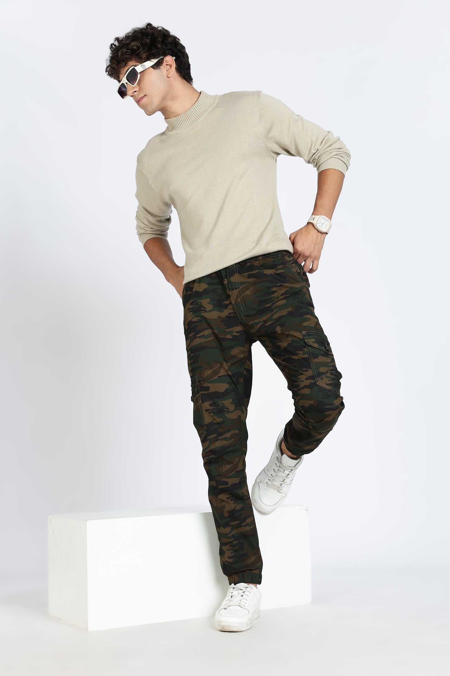 Men's Green Dyanmic Motion Military Print Jogger Cotton