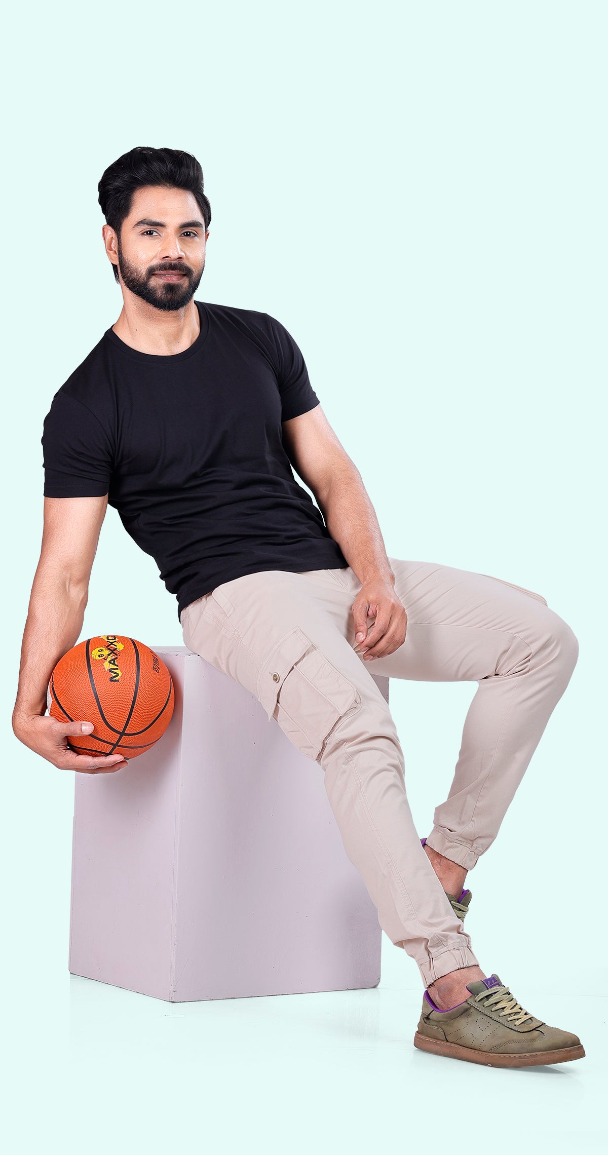 Men's Cream Athletic Flow Solid Jogger Cotton