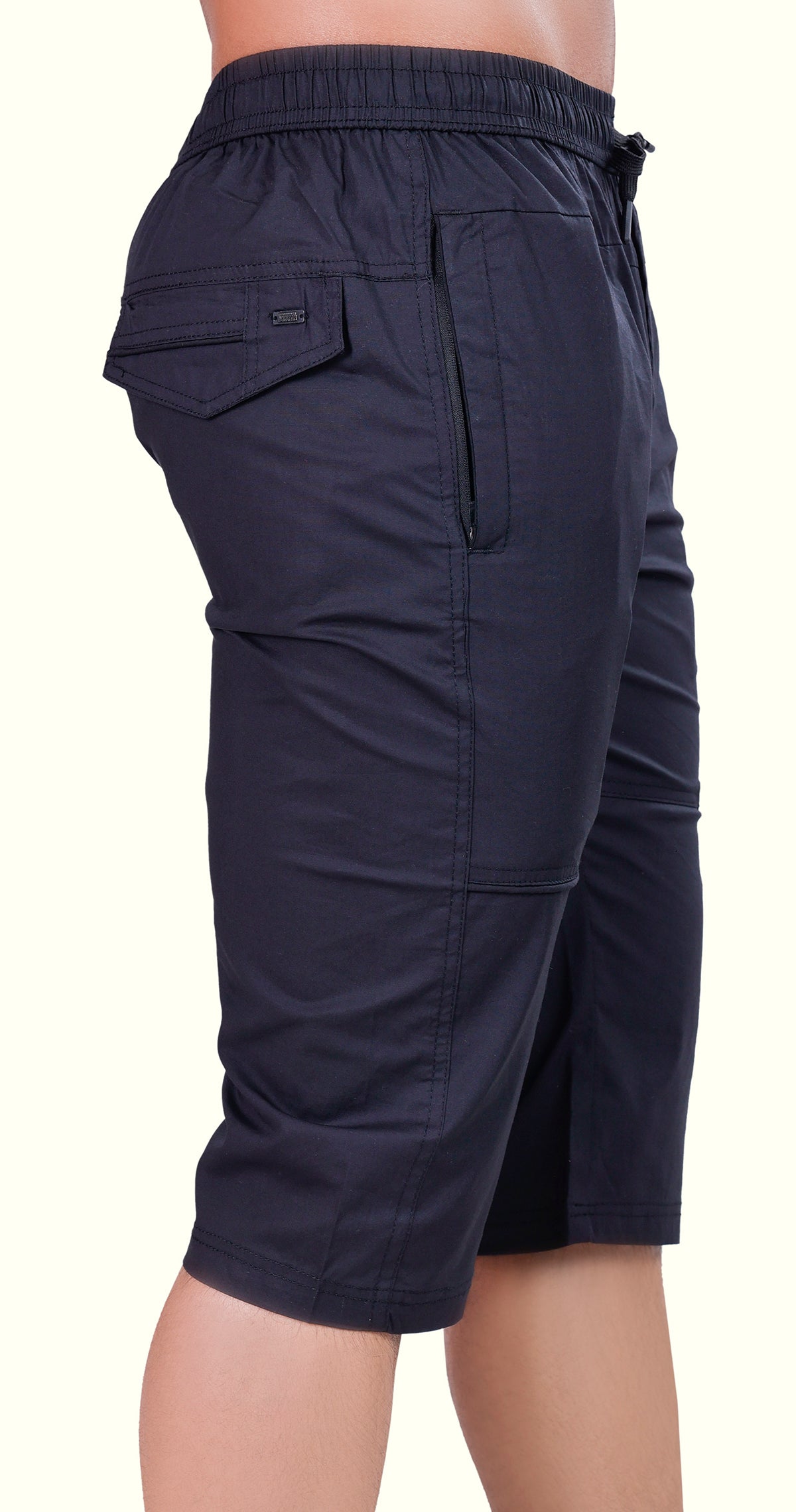Men's Black Urban Capri Solid Print Comfort Cotton