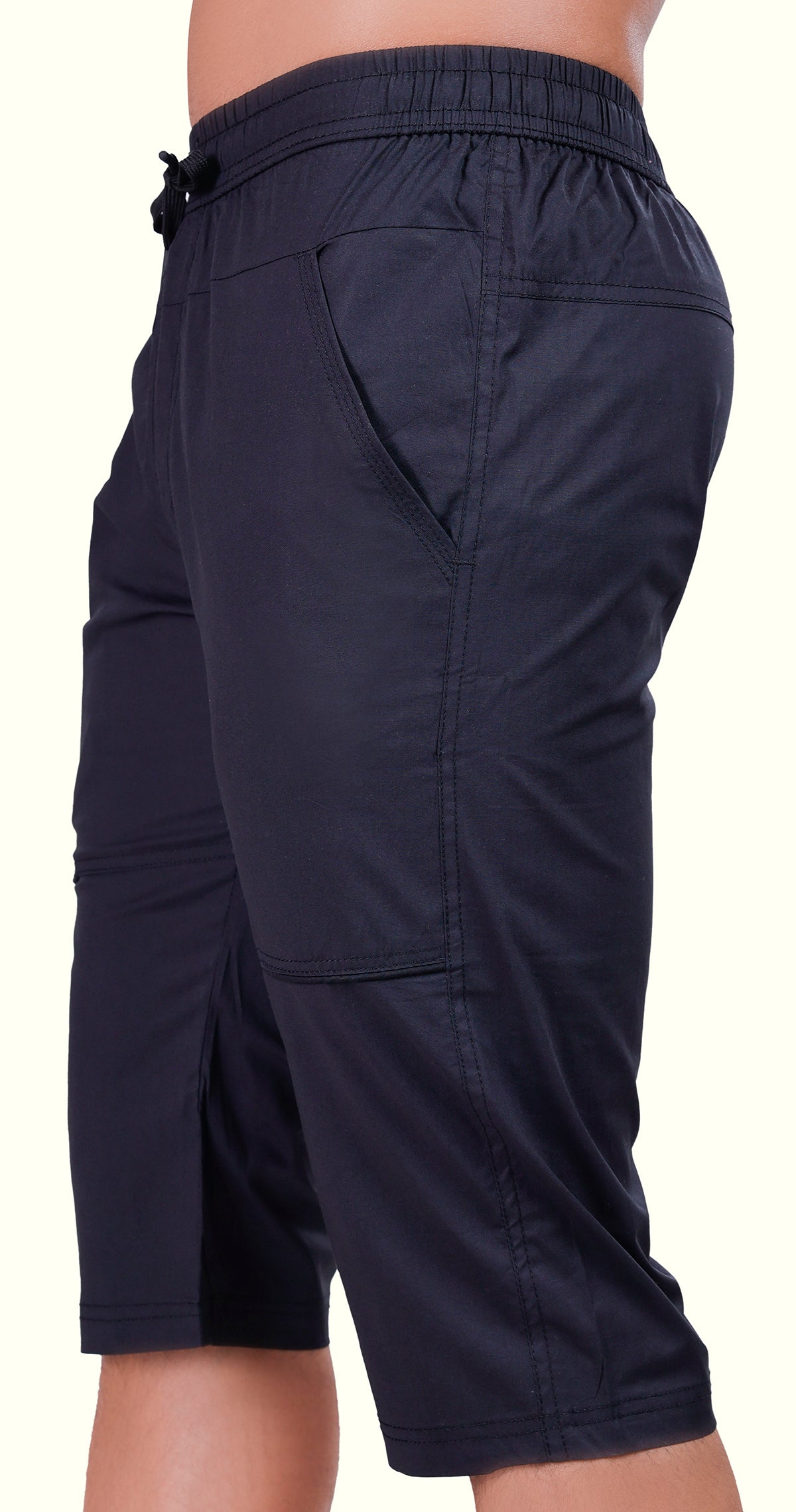 Men's Black Urban Capri Solid Print Comfort Cotton
