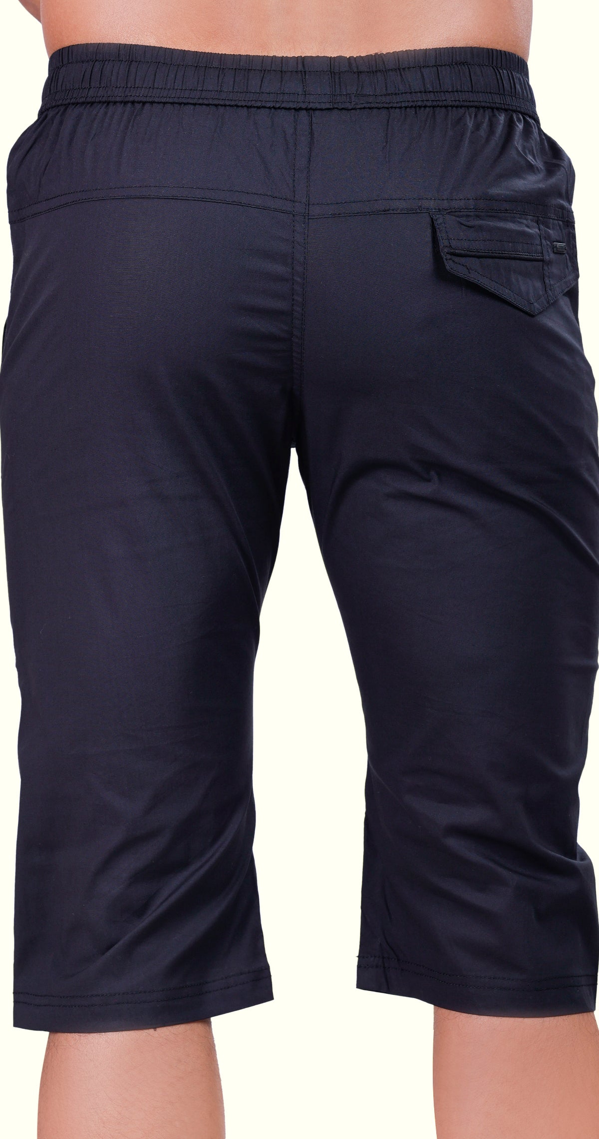 Men's Black Urban Capri Solid Print Comfort Cotton